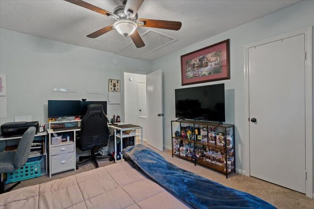 206 St Charles Court, Charleston, SC 29407