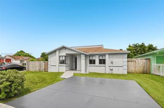 12237 SW 193rd St 1, Miami, FL 33177