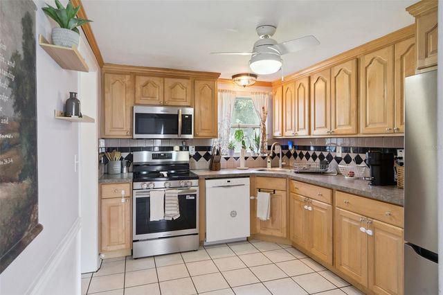 106 ALANO ROAD, Debary, FL 32713