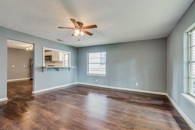 419 E 42nd Street, Houston, TX 77022