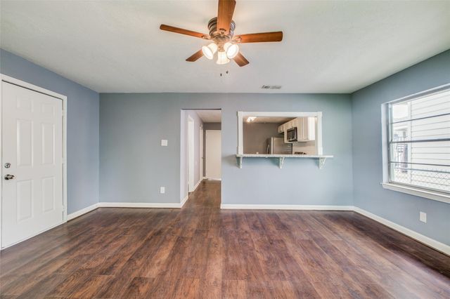 419 E 42nd Street, Houston, TX 77022