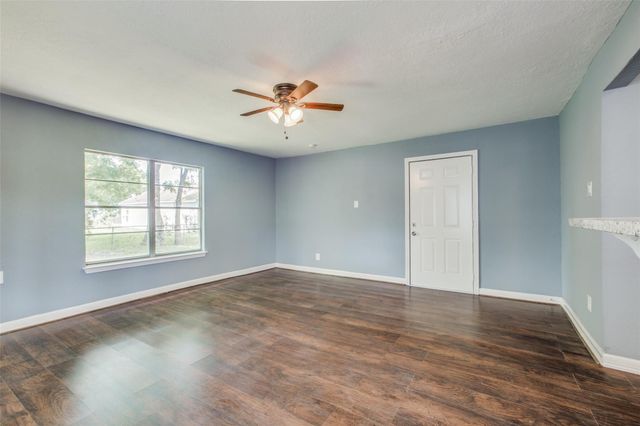 419 E 42nd Street, Houston, TX 77022