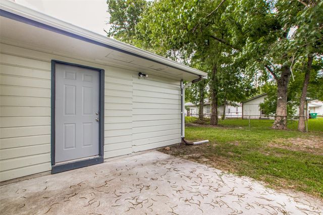 419 E 42nd Street, Houston, TX 77022