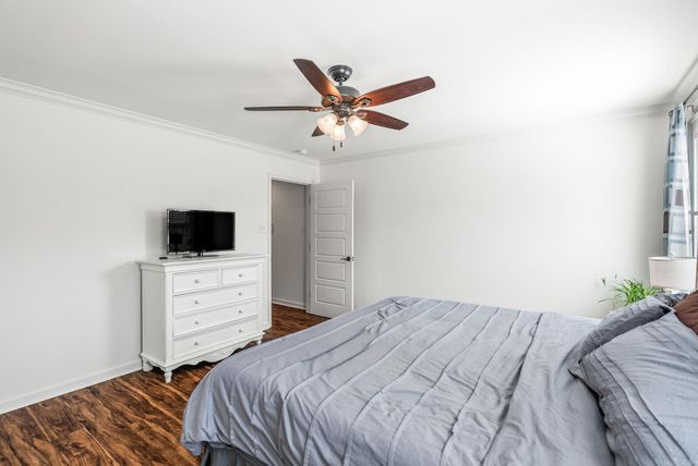 1709 Vine Maple Drive, Benton, AR 72019