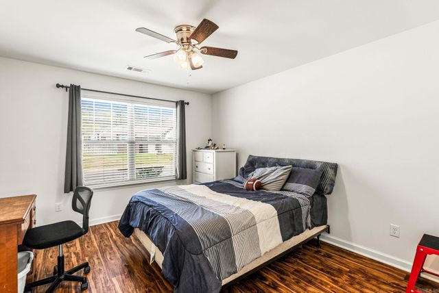 1709 Vine Maple Drive, Benton, AR 72019