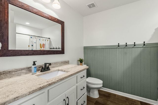 1709 Vine Maple Drive, Benton, AR 72019