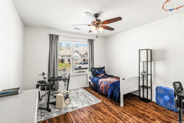 1709 Vine Maple Drive, Benton, AR 72019