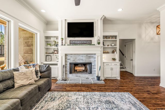 1709 Vine Maple Drive, Benton, AR 72019