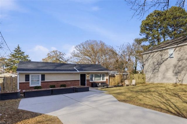 1523 Oleander AVE, Chesapeake, VA 23325