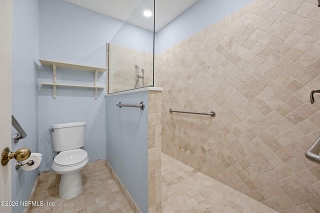 5303 ORTEGA Boulevard 208, Jacksonville, FL 32210