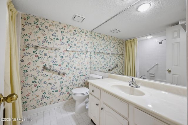 5303 ORTEGA Boulevard 208, Jacksonville, FL 32210