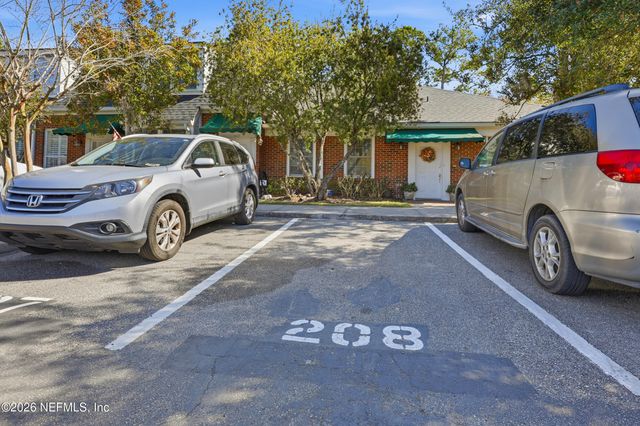 5303 ORTEGA Boulevard 208, Jacksonville, FL 32210