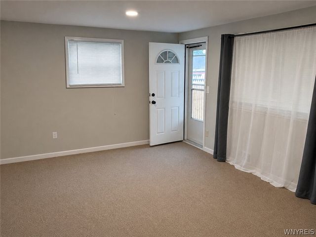 418 Springville Avenue, Amherst, NY 14226