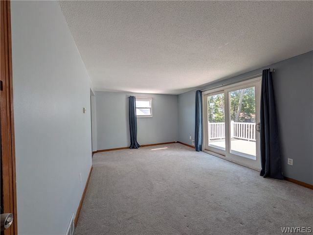 418 Springville Avenue, Amherst, NY 14226