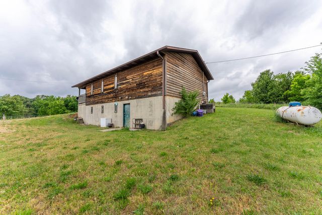 000 Highway 63, Mammoth Spring, AR 72554