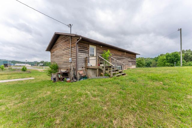 000 Highway 63, Mammoth Spring, AR 72554