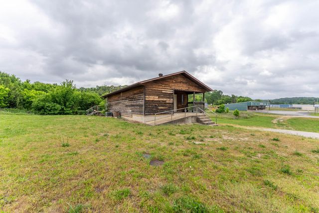 000 Highway 63, Mammoth Spring, AR 72554