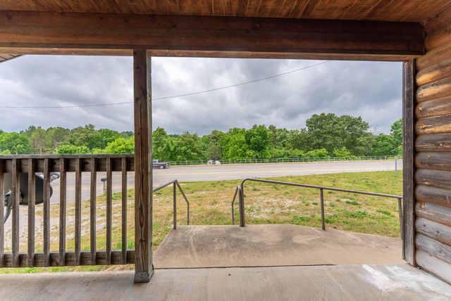 000 Highway 63, Mammoth Spring, AR 72554