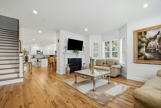 2 Harmony Way 2, Medway, MA 02053