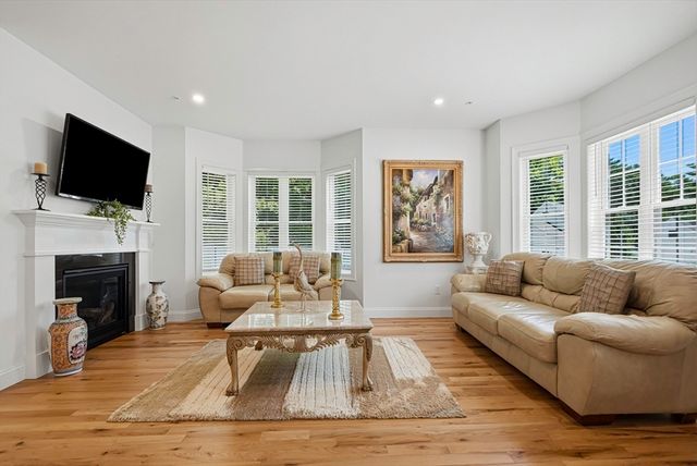 2 Harmony Way 2, Medway, MA 02053