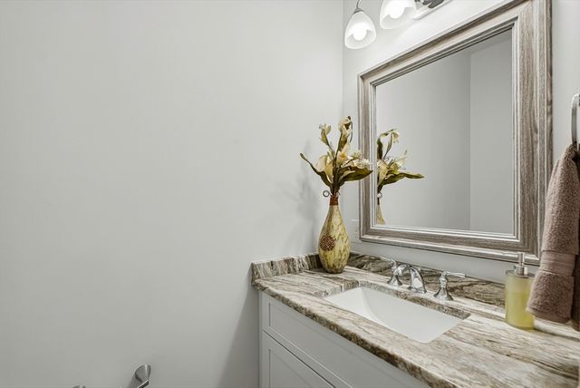 2 Harmony Way 2, Medway, MA 02053