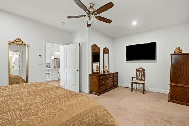 2 Harmony Way 2, Medway, MA 02053