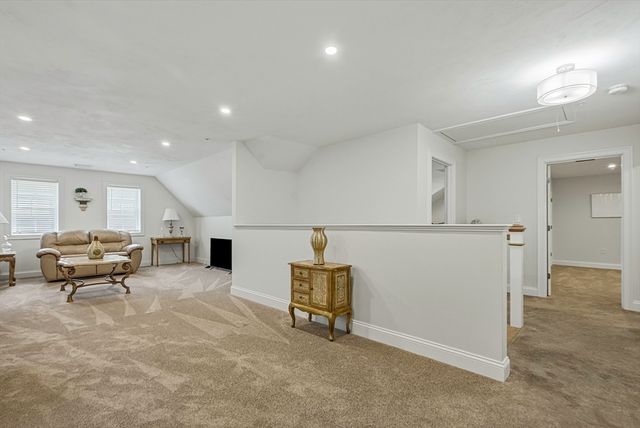 2 Harmony Way 2, Medway, MA 02053