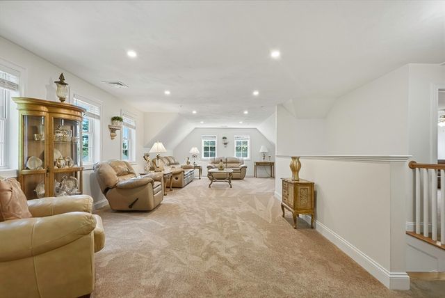 2 Harmony Way 2, Medway, MA 02053