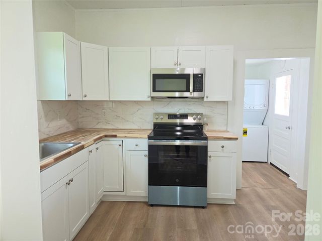 267 Beaverdam Street, Canton, NC 28716