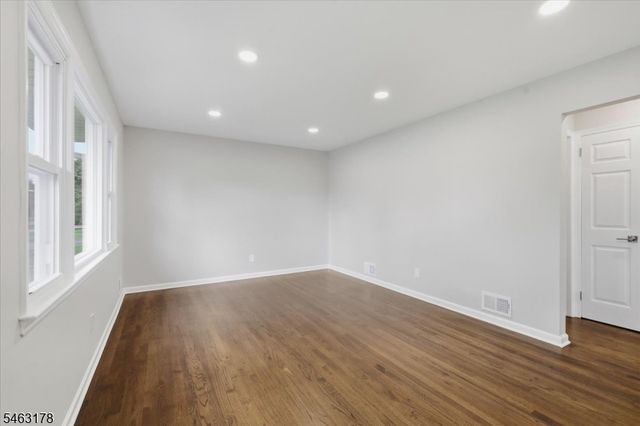 127 Brahma Ave, Bridgewater Twp., NJ 08807