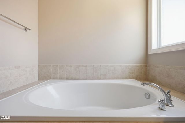 512 Slate Creek Place, Cary, NC 27519