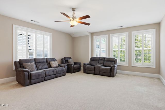 512 Slate Creek Place, Cary, NC 27519