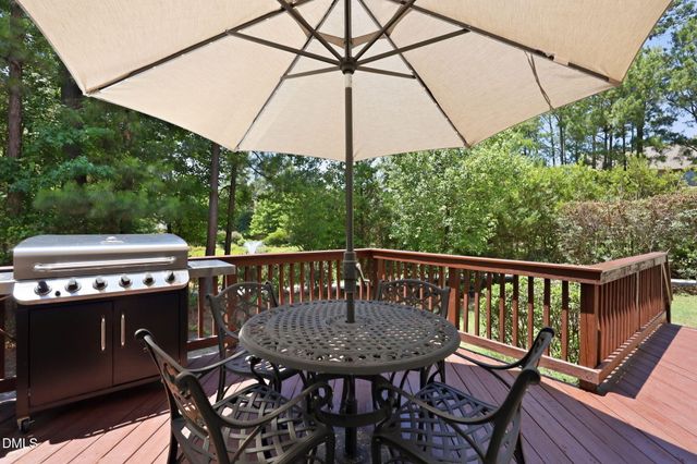 512 Slate Creek Place, Cary, NC 27519