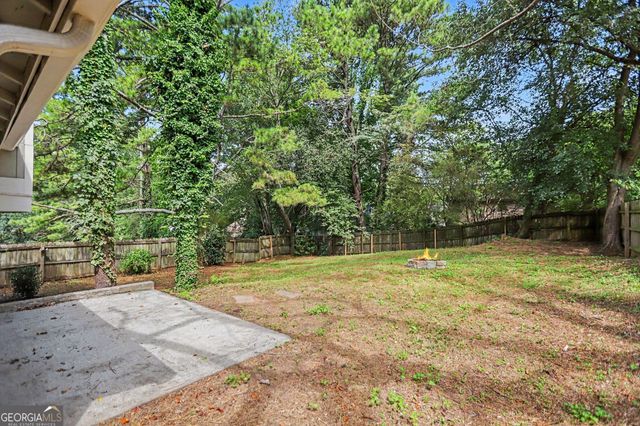 706 Durham Crossing, Stone Mountain, GA 30083