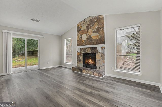 706 Durham Crossing, Stone Mountain, GA 30083