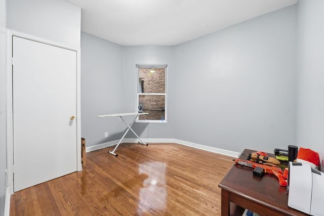 6127 S Champlain Avenue S, Chicago, IL 60637