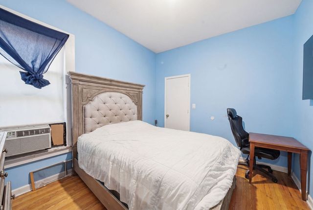 6127 S Champlain Avenue S, Chicago, IL 60637