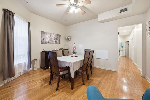 6127 S Champlain Avenue S, Chicago, IL 60637