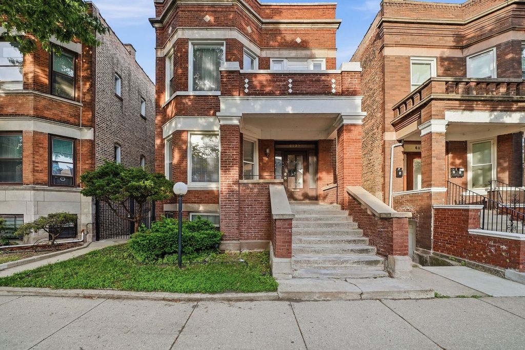 6127 S Champlain Avenue S, Chicago, IL 60637