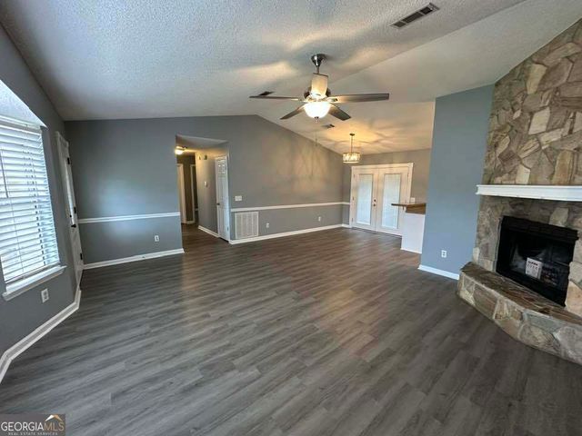 160 Lake Wellington Drive, Kingsland, GA 31548