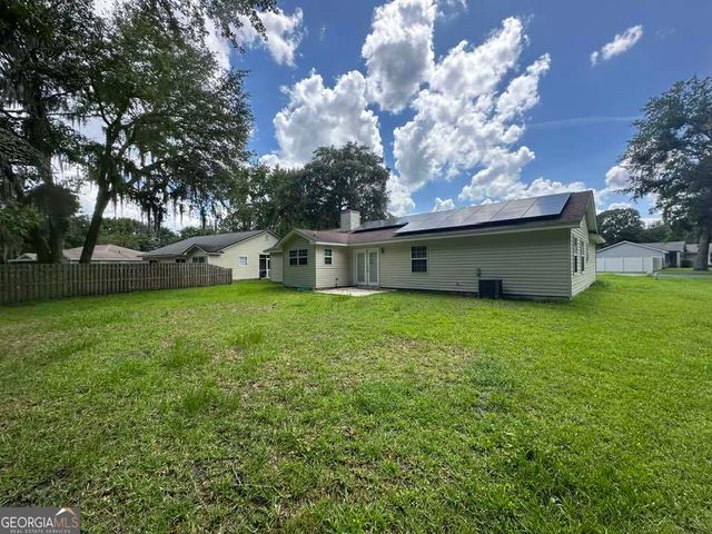 160 Lake Wellington Drive, Kingsland, GA 31548