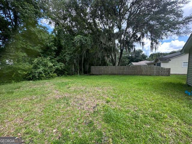 160 Lake Wellington Drive, Kingsland, GA 31548