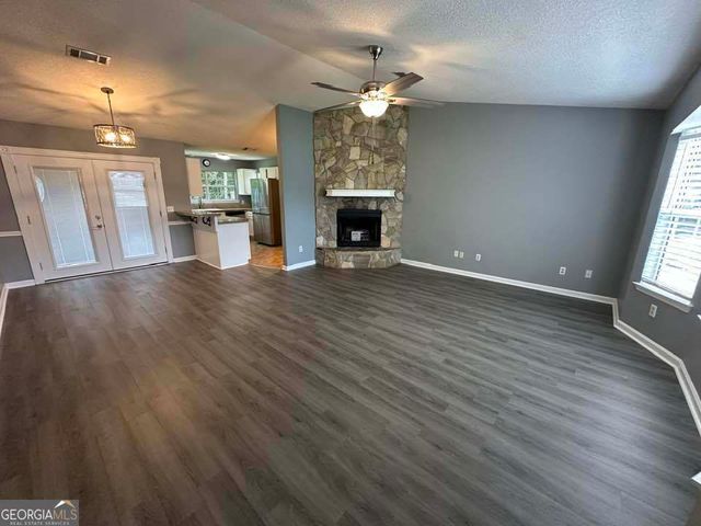 160 Lake Wellington Drive, Kingsland, GA 31548