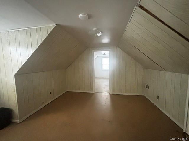 216 Bergen Court, Copiague, NY 11726