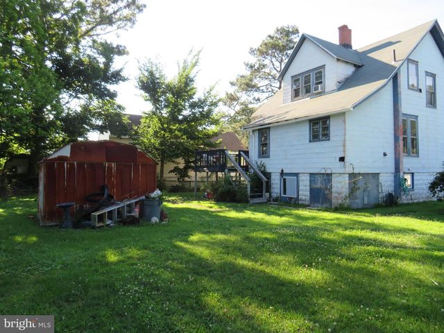 115 MAPLE ST, Crisfield, MD 21817