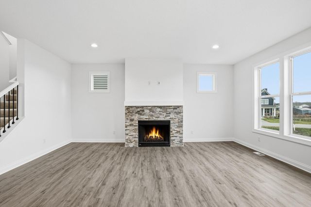 7839 Austin Path, Inver Grove Heights, MN 55077