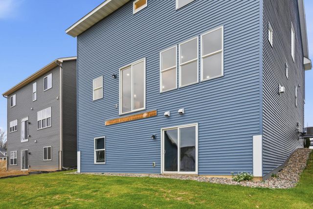 7839 Austin Path, Inver Grove Heights, MN 55077