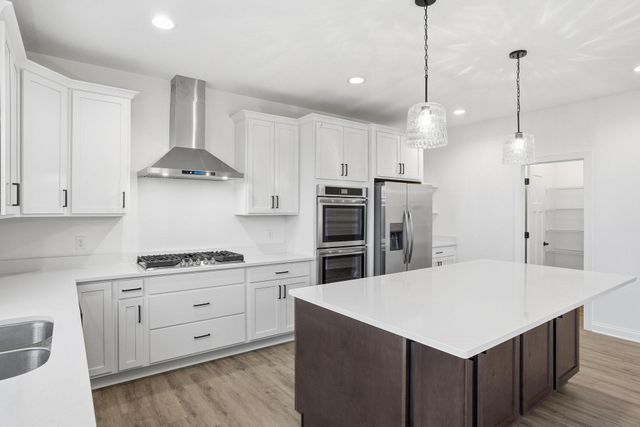 7839 Austin Path, Inver Grove Heights, MN 55077