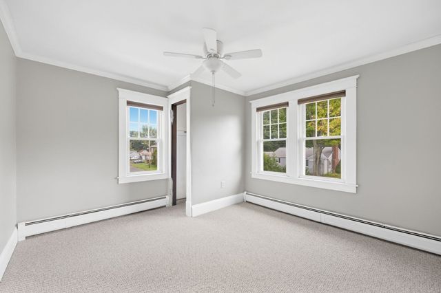 32 Wilmot St, Chicopee, MA 01013