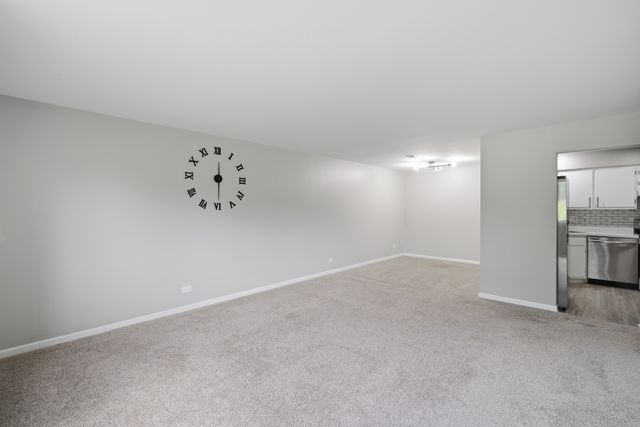 2600 Brookwood Way Drive 114, Rolling Meadows, IL 60008